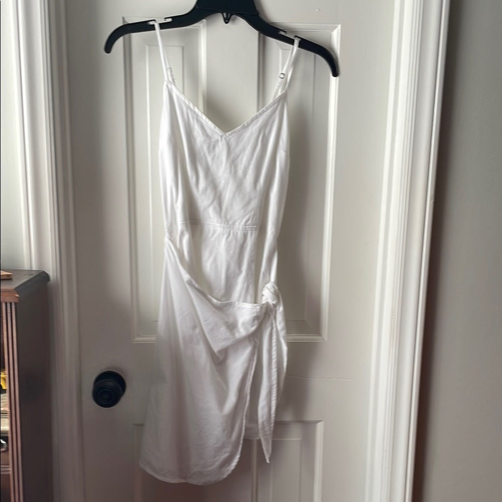 Abercrombie & Fitch White Dress - xs